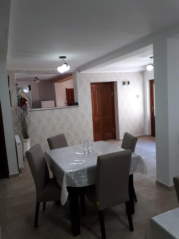 Pensiunea Casa David Sugag Bagian luar foto